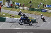 Vintage-motorcycle-club;eventdigitalimages;mallory-park;mallory-park-trackday-photographs;no-limits-trackdays;peter-wileman-photography;trackday-digital-images;trackday-photos;vmcc-festival-1000-bikes-photographs