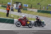 Vintage-motorcycle-club;eventdigitalimages;mallory-park;mallory-park-trackday-photographs;no-limits-trackdays;peter-wileman-photography;trackday-digital-images;trackday-photos;vmcc-festival-1000-bikes-photographs