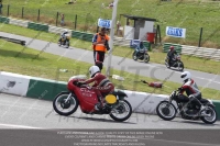 Vintage-motorcycle-club;eventdigitalimages;mallory-park;mallory-park-trackday-photographs;no-limits-trackdays;peter-wileman-photography;trackday-digital-images;trackday-photos;vmcc-festival-1000-bikes-photographs