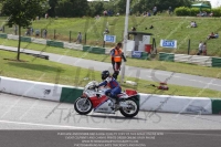 Vintage-motorcycle-club;eventdigitalimages;mallory-park;mallory-park-trackday-photographs;no-limits-trackdays;peter-wileman-photography;trackday-digital-images;trackday-photos;vmcc-festival-1000-bikes-photographs