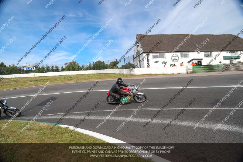 Vintage motorcycle club;eventdigitalimages;mallory park;mallory park trackday photographs;no limits trackdays;peter wileman photography;trackday digital images;trackday photos;vmcc festival 1000 bikes photographs