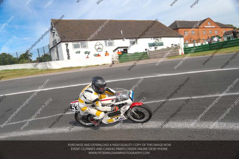 Vintage motorcycle club;eventdigitalimages;mallory park;mallory park trackday photographs;no limits trackdays;peter wileman photography;trackday digital images;trackday photos;vmcc festival 1000 bikes photographs