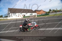 Vintage-motorcycle-club;eventdigitalimages;mallory-park;mallory-park-trackday-photographs;no-limits-trackdays;peter-wileman-photography;trackday-digital-images;trackday-photos;vmcc-festival-1000-bikes-photographs