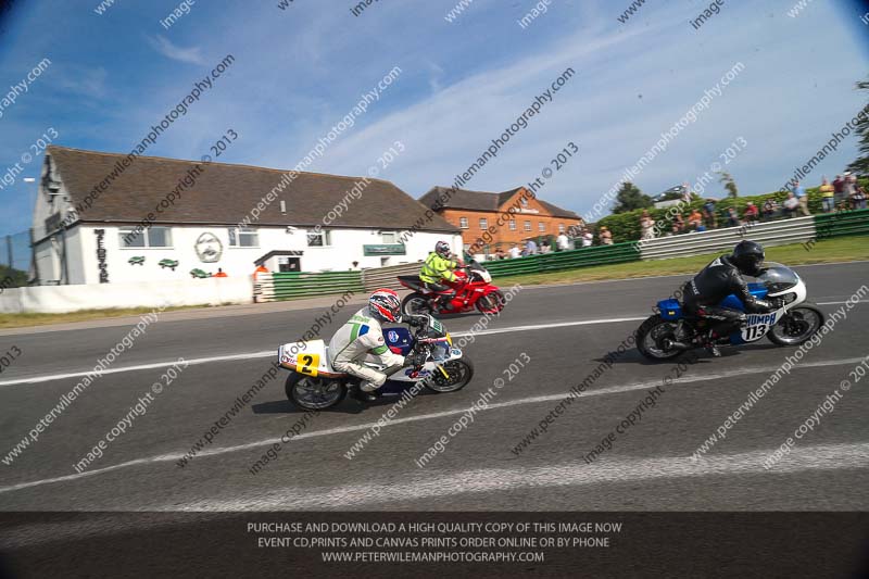 Vintage motorcycle club;eventdigitalimages;mallory park;mallory park trackday photographs;no limits trackdays;peter wileman photography;trackday digital images;trackday photos;vmcc festival 1000 bikes photographs