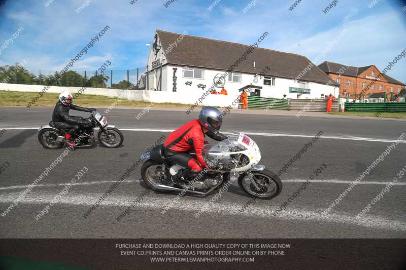 Vintage motorcycle club;eventdigitalimages;mallory park;mallory park trackday photographs;no limits trackdays;peter wileman photography;trackday digital images;trackday photos;vmcc festival 1000 bikes photographs