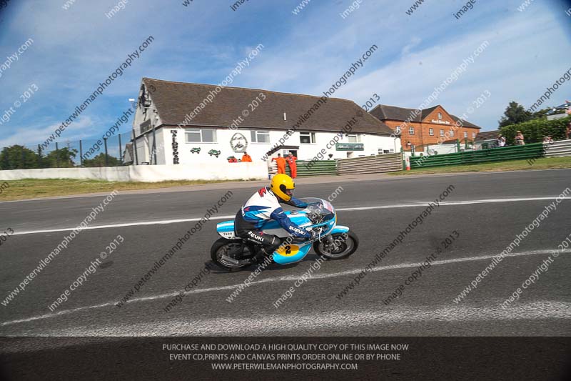 Vintage motorcycle club;eventdigitalimages;mallory park;mallory park trackday photographs;no limits trackdays;peter wileman photography;trackday digital images;trackday photos;vmcc festival 1000 bikes photographs