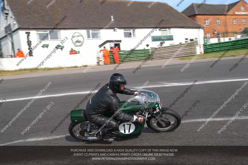 Vintage motorcycle club;eventdigitalimages;mallory park;mallory park trackday photographs;no limits trackdays;peter wileman photography;trackday digital images;trackday photos;vmcc festival 1000 bikes photographs