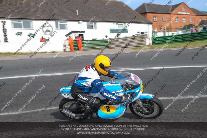 Vintage motorcycle club;eventdigitalimages;mallory park;mallory park trackday photographs;no limits trackdays;peter wileman photography;trackday digital images;trackday photos;vmcc festival 1000 bikes photographs