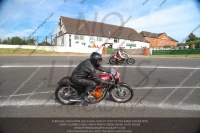 Vintage-motorcycle-club;eventdigitalimages;mallory-park;mallory-park-trackday-photographs;no-limits-trackdays;peter-wileman-photography;trackday-digital-images;trackday-photos;vmcc-festival-1000-bikes-photographs