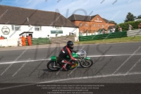 Vintage-motorcycle-club;eventdigitalimages;mallory-park;mallory-park-trackday-photographs;no-limits-trackdays;peter-wileman-photography;trackday-digital-images;trackday-photos;vmcc-festival-1000-bikes-photographs