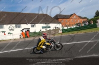 Vintage-motorcycle-club;eventdigitalimages;mallory-park;mallory-park-trackday-photographs;no-limits-trackdays;peter-wileman-photography;trackday-digital-images;trackday-photos;vmcc-festival-1000-bikes-photographs