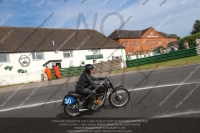 Vintage-motorcycle-club;eventdigitalimages;mallory-park;mallory-park-trackday-photographs;no-limits-trackdays;peter-wileman-photography;trackday-digital-images;trackday-photos;vmcc-festival-1000-bikes-photographs