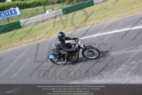 Vintage-motorcycle-club;eventdigitalimages;mallory-park;mallory-park-trackday-photographs;no-limits-trackdays;peter-wileman-photography;trackday-digital-images;trackday-photos;vmcc-festival-1000-bikes-photographs