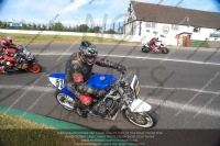 Vintage-motorcycle-club;eventdigitalimages;mallory-park;mallory-park-trackday-photographs;no-limits-trackdays;peter-wileman-photography;trackday-digital-images;trackday-photos;vmcc-festival-1000-bikes-photographs