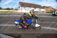 Vintage-motorcycle-club;eventdigitalimages;mallory-park;mallory-park-trackday-photographs;no-limits-trackdays;peter-wileman-photography;trackday-digital-images;trackday-photos;vmcc-festival-1000-bikes-photographs