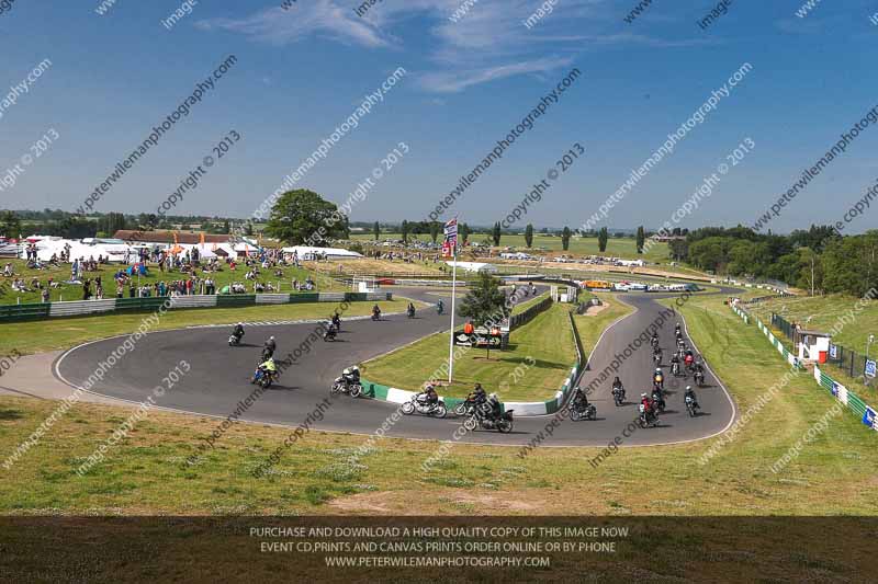 Vintage motorcycle club;eventdigitalimages;mallory park;mallory park trackday photographs;no limits trackdays;peter wileman photography;trackday digital images;trackday photos;vmcc festival 1000 bikes photographs