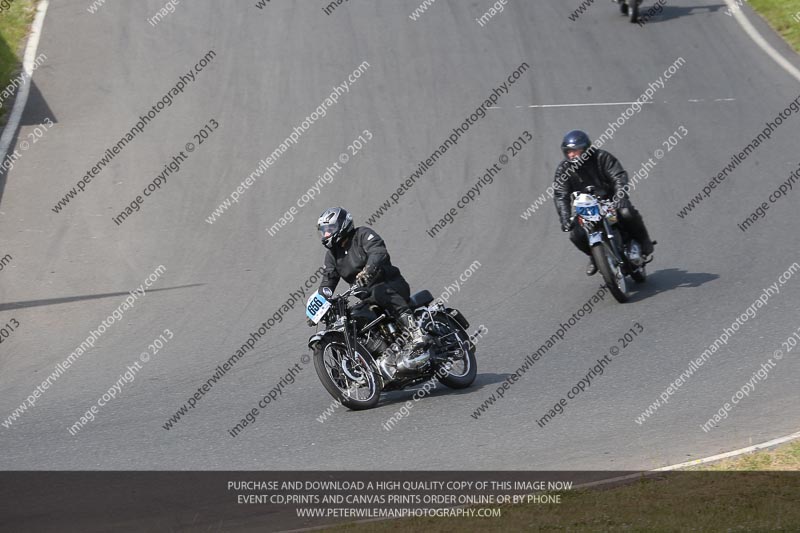 Vintage motorcycle club;eventdigitalimages;mallory park;mallory park trackday photographs;no limits trackdays;peter wileman photography;trackday digital images;trackday photos;vmcc festival 1000 bikes photographs