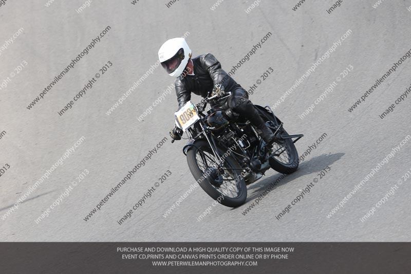 Vintage motorcycle club;eventdigitalimages;mallory park;mallory park trackday photographs;no limits trackdays;peter wileman photography;trackday digital images;trackday photos;vmcc festival 1000 bikes photographs