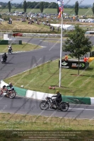 Vintage-motorcycle-club;eventdigitalimages;mallory-park;mallory-park-trackday-photographs;no-limits-trackdays;peter-wileman-photography;trackday-digital-images;trackday-photos;vmcc-festival-1000-bikes-photographs