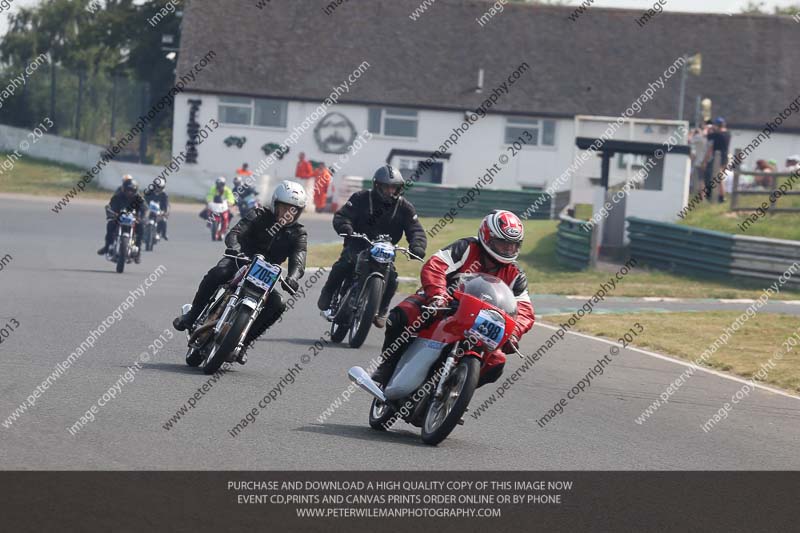 Vintage motorcycle club;eventdigitalimages;mallory park;mallory park trackday photographs;no limits trackdays;peter wileman photography;trackday digital images;trackday photos;vmcc festival 1000 bikes photographs