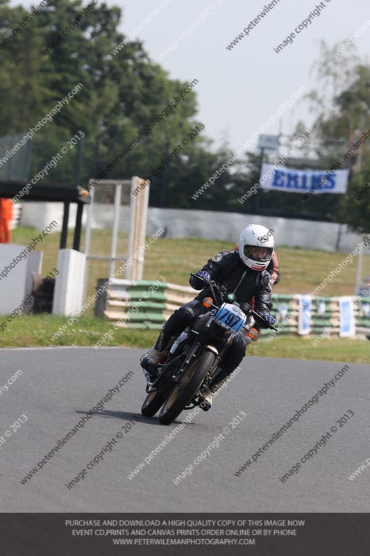 Vintage motorcycle club;eventdigitalimages;mallory park;mallory park trackday photographs;no limits trackdays;peter wileman photography;trackday digital images;trackday photos;vmcc festival 1000 bikes photographs