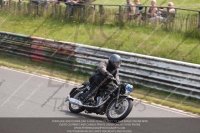 Vintage-motorcycle-club;eventdigitalimages;mallory-park;mallory-park-trackday-photographs;no-limits-trackdays;peter-wileman-photography;trackday-digital-images;trackday-photos;vmcc-festival-1000-bikes-photographs