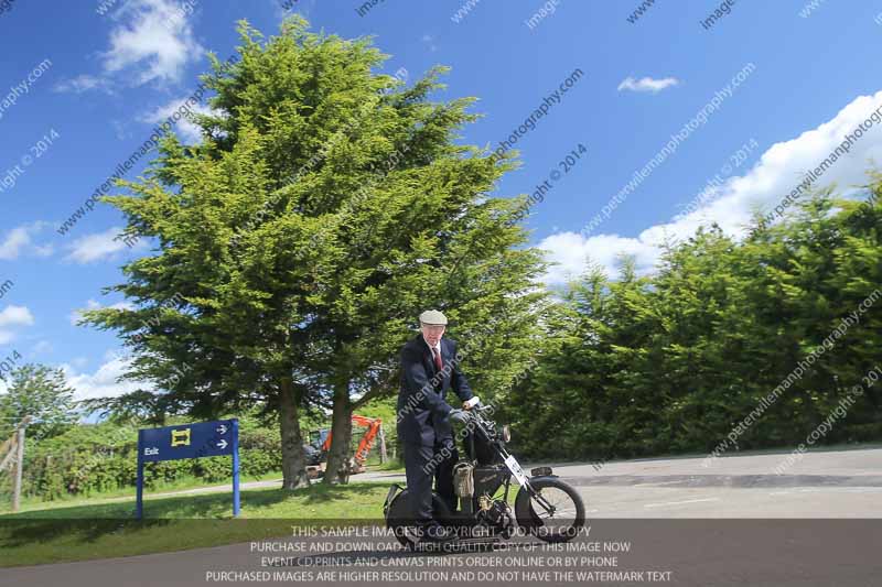 Vintage motorcycle club;eventdigitalimages;mallory park;no limits trackdays;peter wileman photography;photographs;trackday digital images;trackday photos;vmcc banbury run