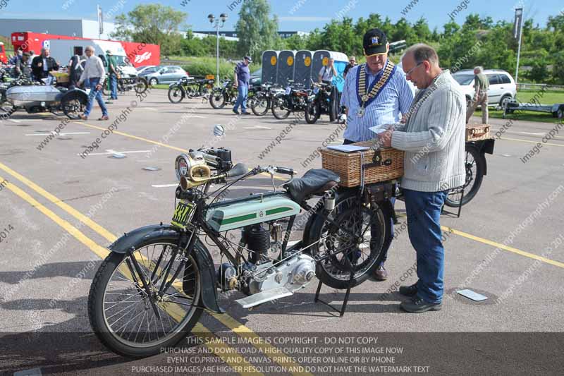 Vintage motorcycle club;eventdigitalimages;mallory park;no limits trackdays;peter wileman photography;photographs;trackday digital images;trackday photos;vmcc banbury run