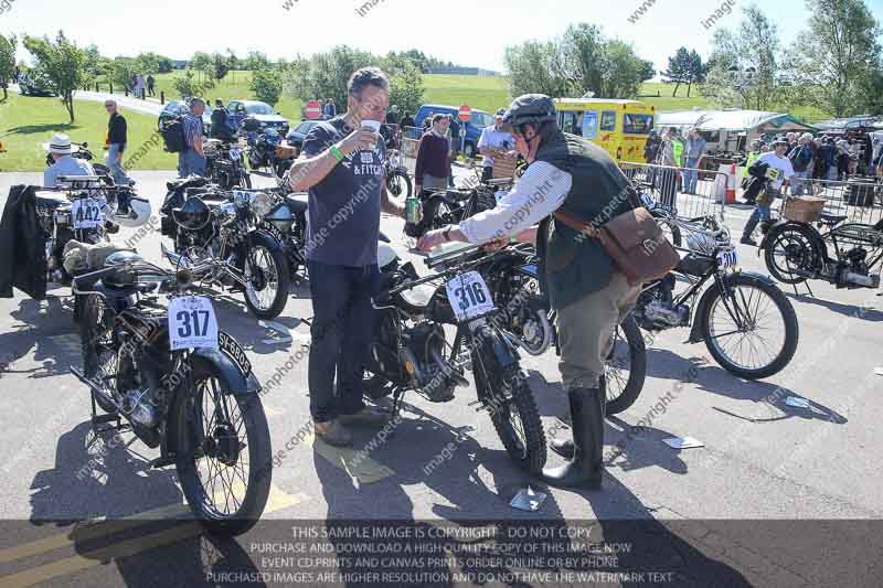 Vintage motorcycle club;eventdigitalimages;mallory park;no limits trackdays;peter wileman photography;photographs;trackday digital images;trackday photos;vmcc banbury run