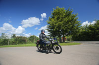 Vintage-motorcycle-club;eventdigitalimages;mallory-park;no-limits-trackdays;peter-wileman-photography;photographs;trackday-digital-images;trackday-photos;vmcc-banbury-run