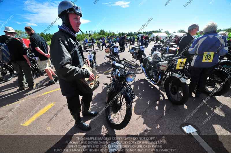 Vintage motorcycle club;eventdigitalimages;mallory park;no limits trackdays;peter wileman photography;photographs;trackday digital images;trackday photos;vmcc banbury run