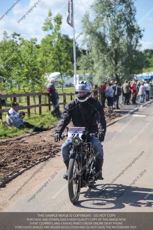 Vintage motorcycle club;eventdigitalimages;mallory park;no limits trackdays;peter wileman photography;photographs;trackday digital images;trackday photos;vmcc banbury run