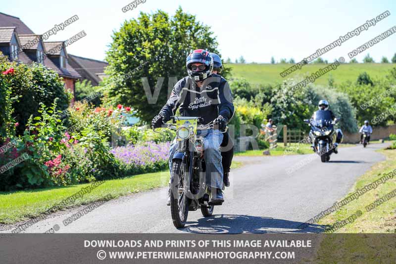 Vintage motorcycle club;eventdigitalimages;mallory park;no limits trackdays;peter wileman photography;photographs;trackday digital images;trackday photos;vmcc banbury run