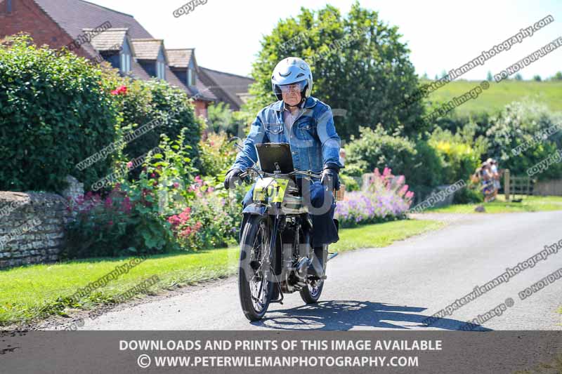 Vintage motorcycle club;eventdigitalimages;mallory park;no limits trackdays;peter wileman photography;photographs;trackday digital images;trackday photos;vmcc banbury run