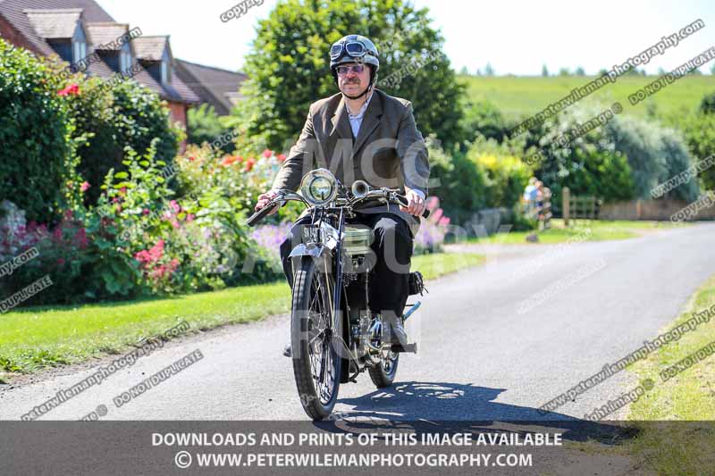 Vintage motorcycle club;eventdigitalimages;mallory park;no limits trackdays;peter wileman photography;photographs;trackday digital images;trackday photos;vmcc banbury run