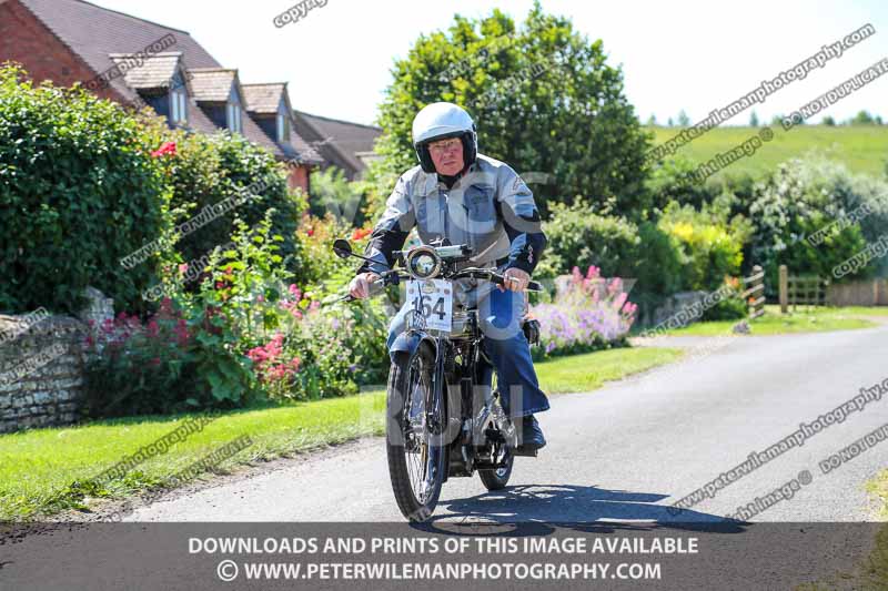 Vintage motorcycle club;eventdigitalimages;mallory park;no limits trackdays;peter wileman photography;photographs;trackday digital images;trackday photos;vmcc banbury run