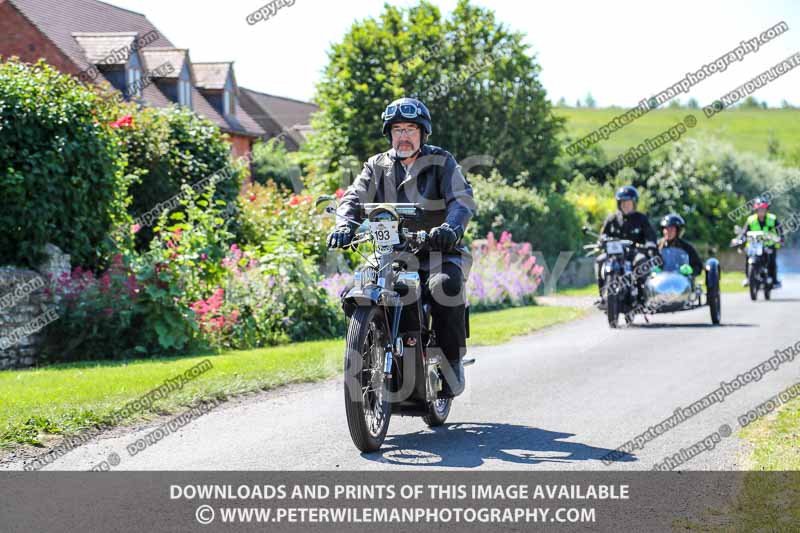 Vintage motorcycle club;eventdigitalimages;mallory park;no limits trackdays;peter wileman photography;photographs;trackday digital images;trackday photos;vmcc banbury run