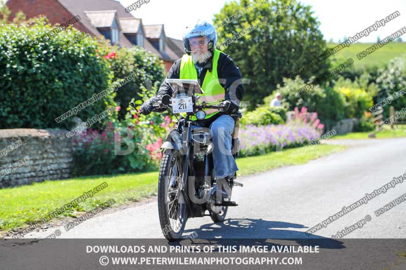 Vintage motorcycle club;eventdigitalimages;mallory park;no limits trackdays;peter wileman photography;photographs;trackday digital images;trackday photos;vmcc banbury run