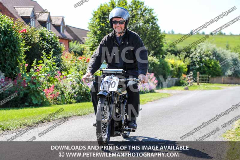 Vintage motorcycle club;eventdigitalimages;mallory park;no limits trackdays;peter wileman photography;photographs;trackday digital images;trackday photos;vmcc banbury run