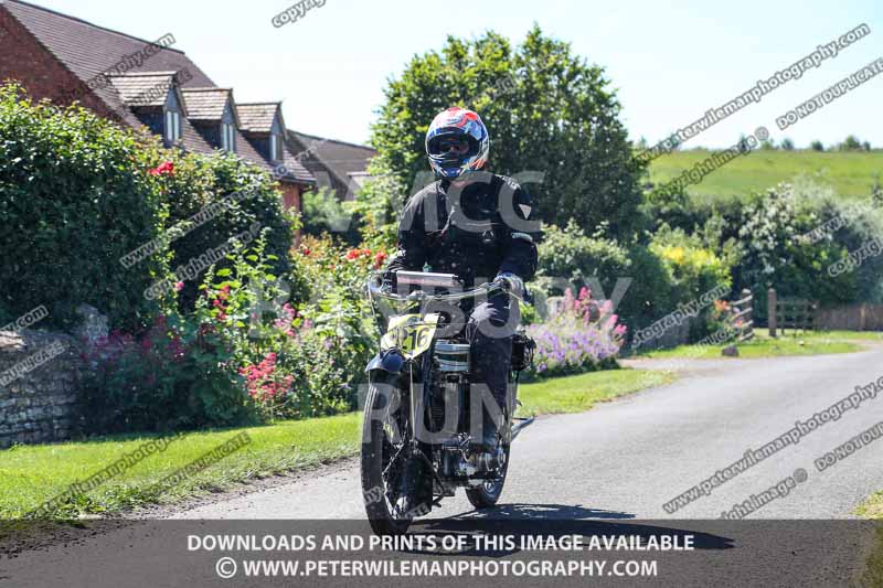 Vintage motorcycle club;eventdigitalimages;mallory park;no limits trackdays;peter wileman photography;photographs;trackday digital images;trackday photos;vmcc banbury run