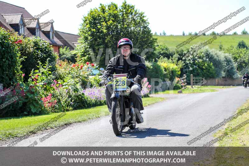 Vintage motorcycle club;eventdigitalimages;mallory park;no limits trackdays;peter wileman photography;photographs;trackday digital images;trackday photos;vmcc banbury run