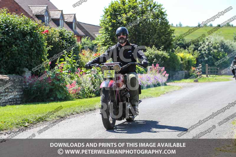 Vintage motorcycle club;eventdigitalimages;mallory park;no limits trackdays;peter wileman photography;photographs;trackday digital images;trackday photos;vmcc banbury run