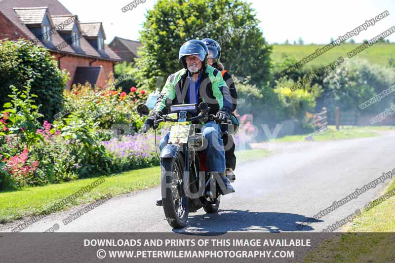 Vintage motorcycle club;eventdigitalimages;mallory park;no limits trackdays;peter wileman photography;photographs;trackday digital images;trackday photos;vmcc banbury run