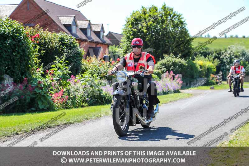 Vintage motorcycle club;eventdigitalimages;mallory park;no limits trackdays;peter wileman photography;photographs;trackday digital images;trackday photos;vmcc banbury run