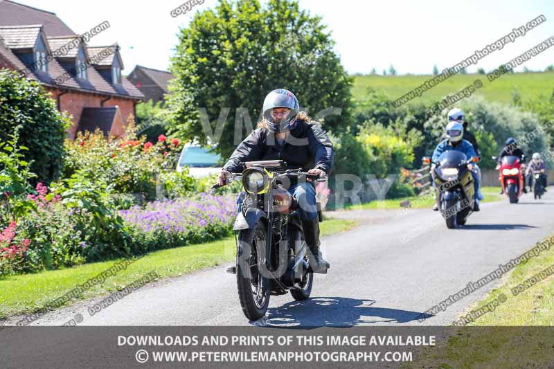 Vintage motorcycle club;eventdigitalimages;mallory park;no limits trackdays;peter wileman photography;photographs;trackday digital images;trackday photos;vmcc banbury run