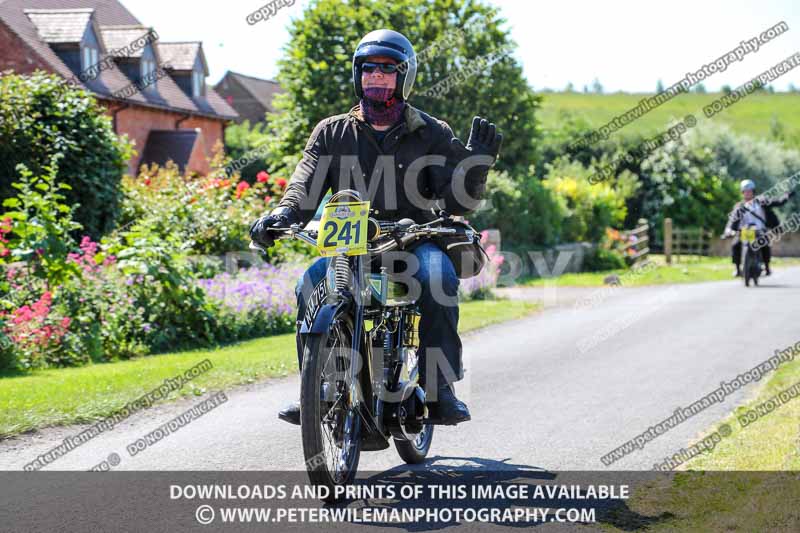 Vintage motorcycle club;eventdigitalimages;mallory park;no limits trackdays;peter wileman photography;photographs;trackday digital images;trackday photos;vmcc banbury run