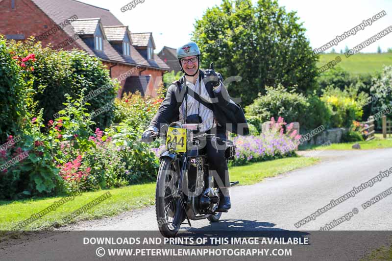Vintage motorcycle club;eventdigitalimages;mallory park;no limits trackdays;peter wileman photography;photographs;trackday digital images;trackday photos;vmcc banbury run