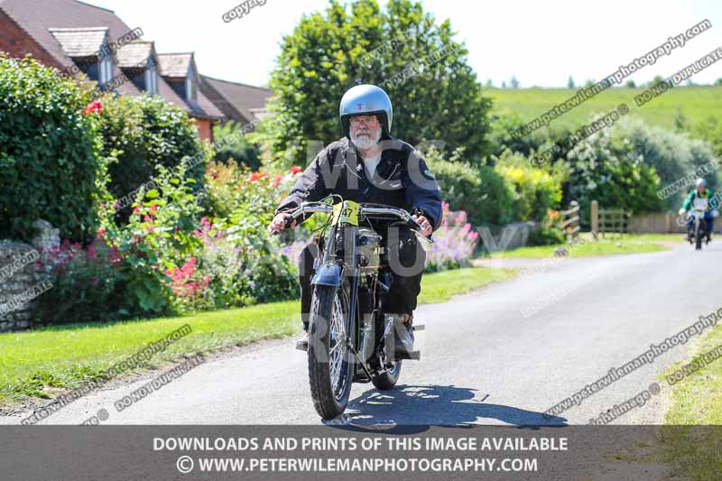 Vintage motorcycle club;eventdigitalimages;mallory park;no limits trackdays;peter wileman photography;photographs;trackday digital images;trackday photos;vmcc banbury run