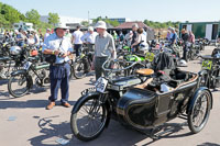 Vintage-motorcycle-club;eventdigitalimages;mallory-park;no-limits-trackdays;peter-wileman-photography;photographs;trackday-digital-images;trackday-photos;vmcc-banbury-run