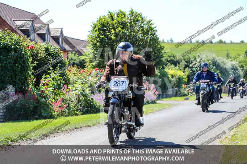 Vintage motorcycle club;eventdigitalimages;mallory park;no limits trackdays;peter wileman photography;photographs;trackday digital images;trackday photos;vmcc banbury run